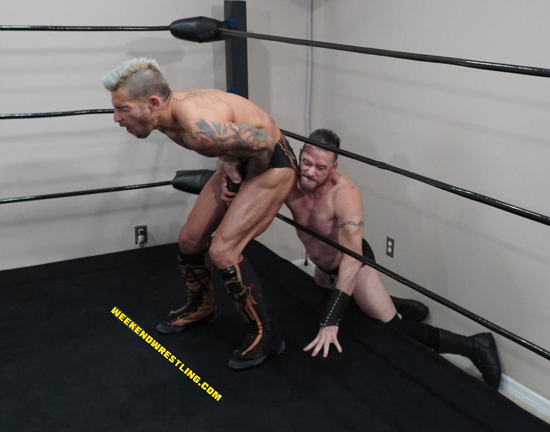 Pretty Boy Assassin vs Cole Cassidy