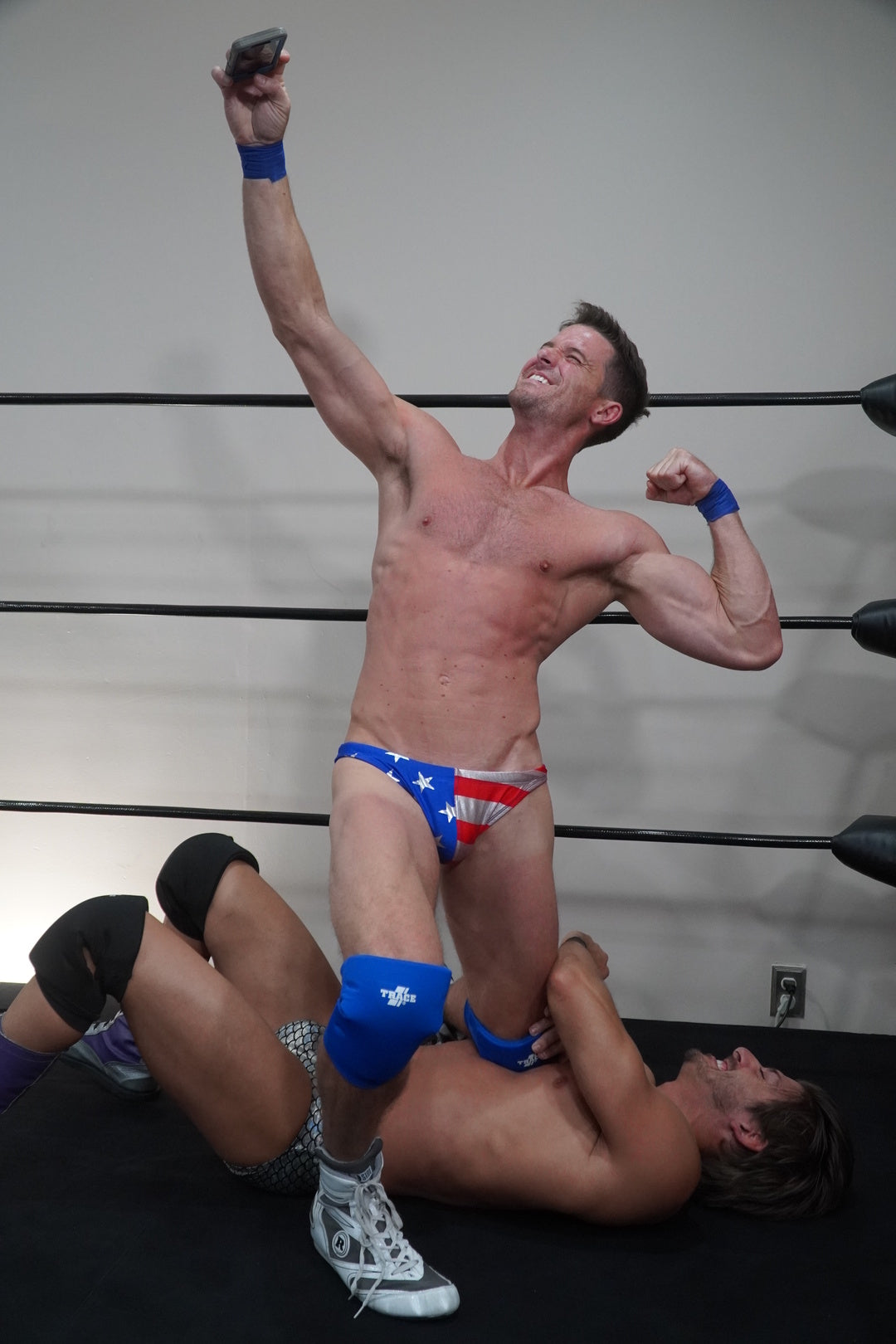 Zman vs Blake Starr - GQ no DQ