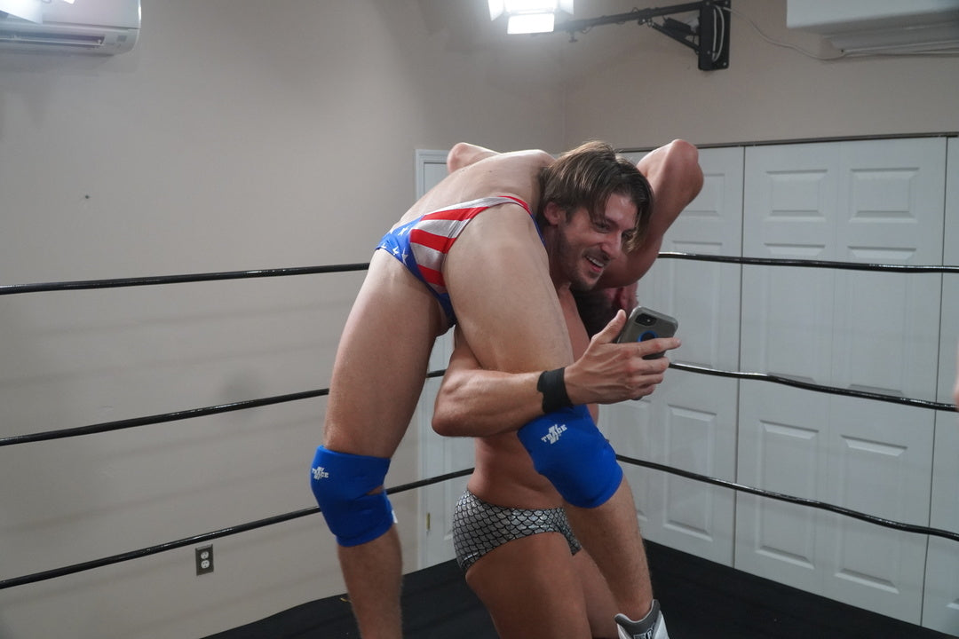 Zman vs Blake Starr - GQ no DQ