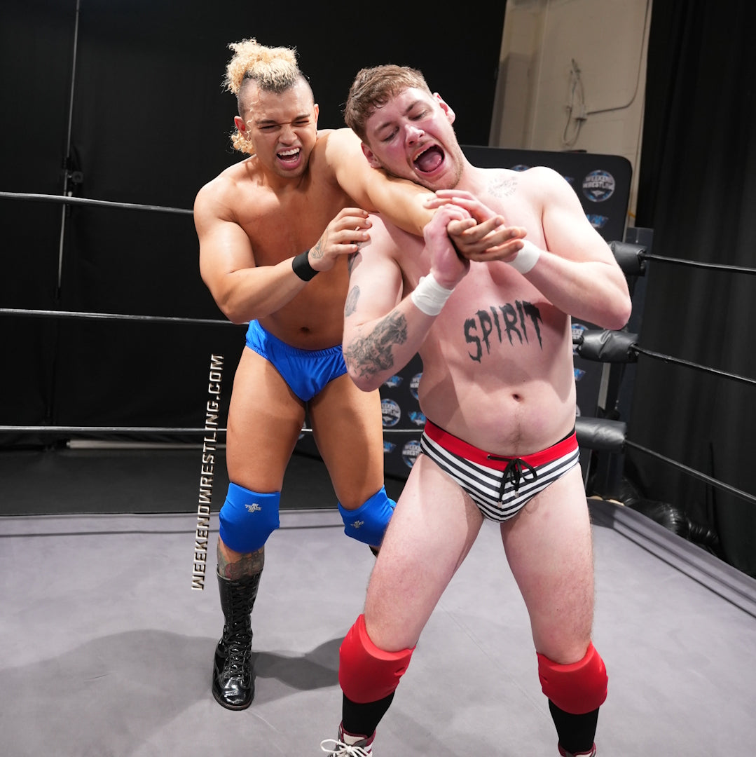 Adam Astora vs Tristan Mounts