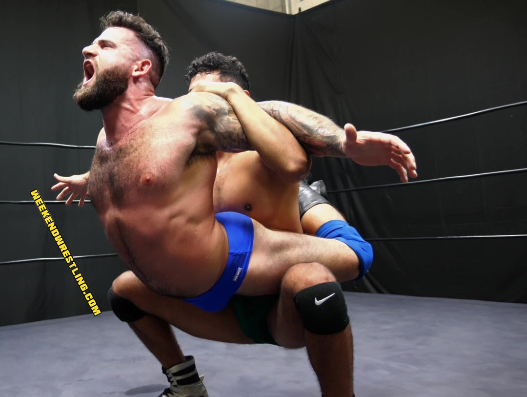 Chucho Malverde vs Johnny Greco