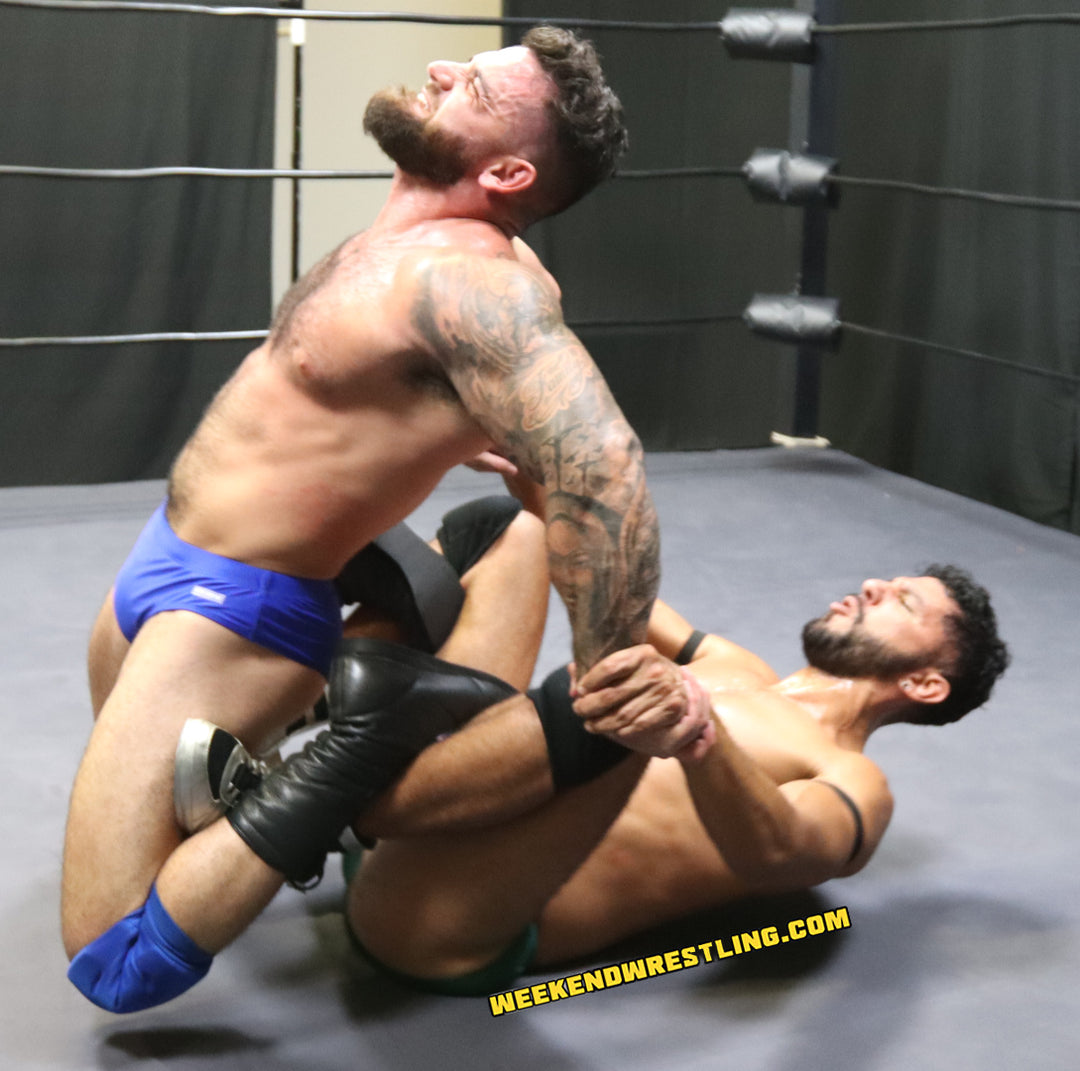 Chucho Malverde vs Johnny Greco