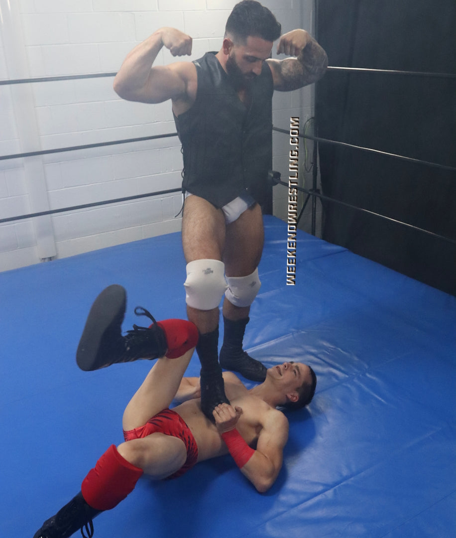 Custom - Joey McCoy vs Johnny Greco