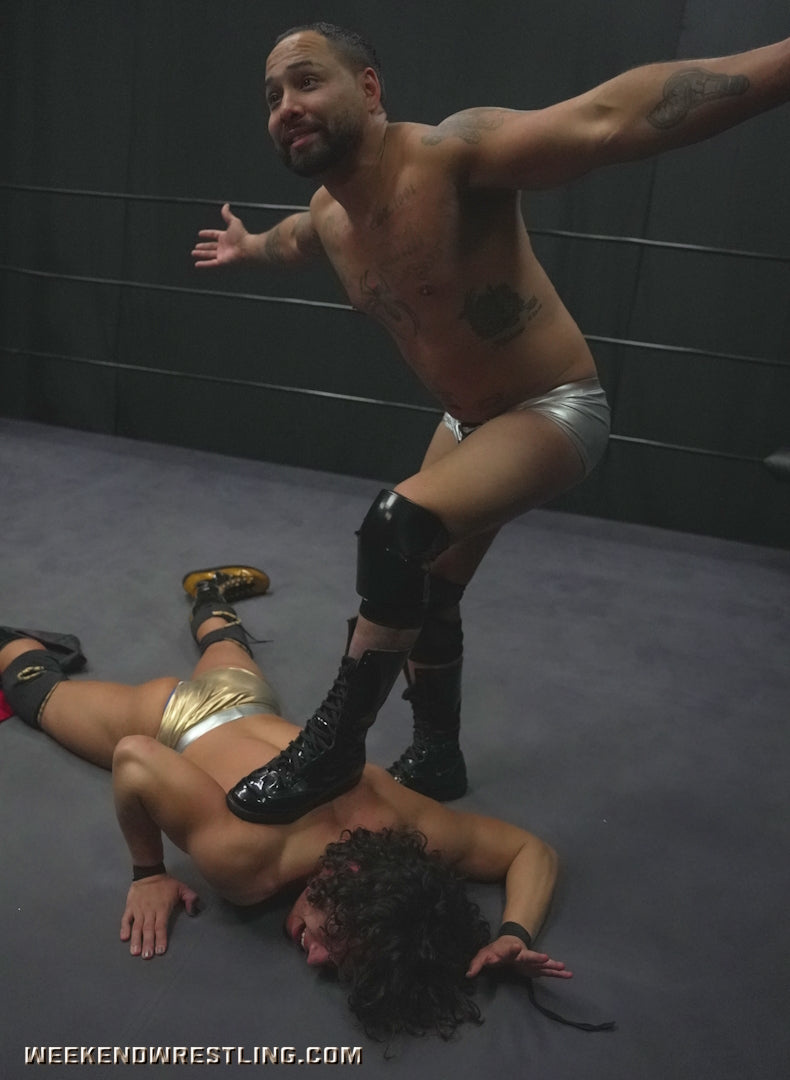 Danny Mercury vs Danny Del Toro