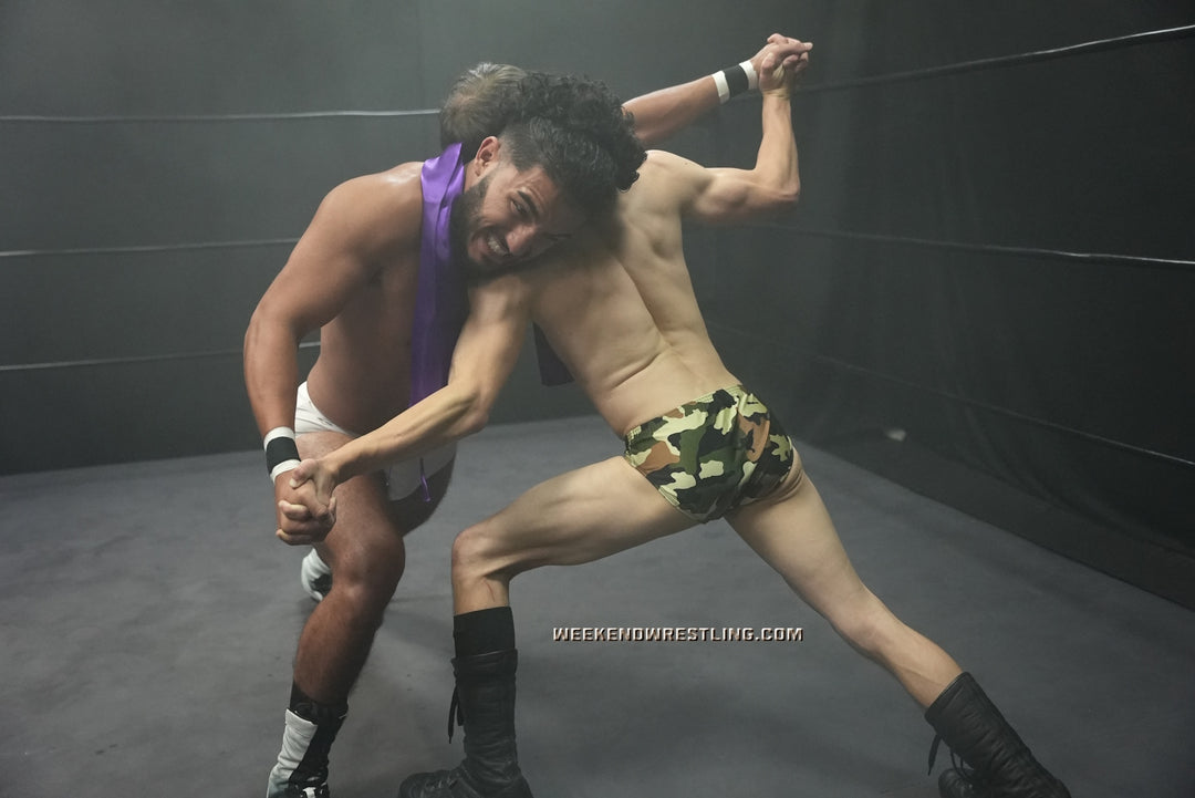 Joey Mccoy vs Bam Bam Bossio
