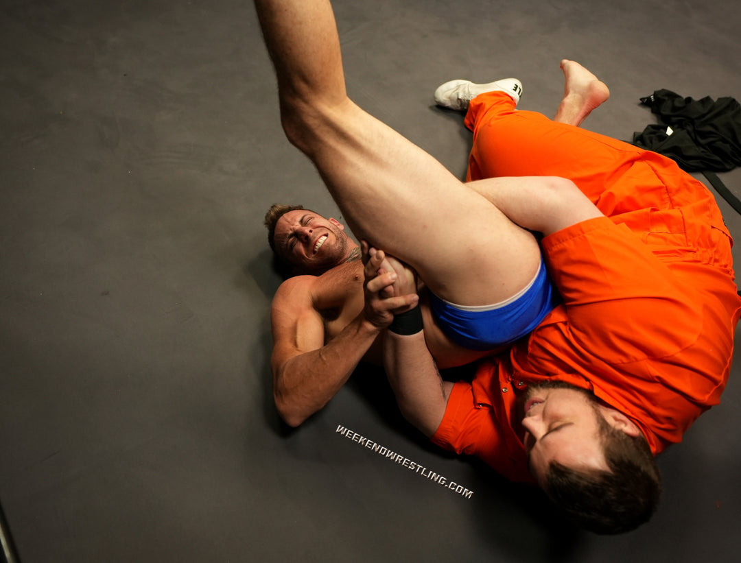 Mo Manson vs Cash Kellogg