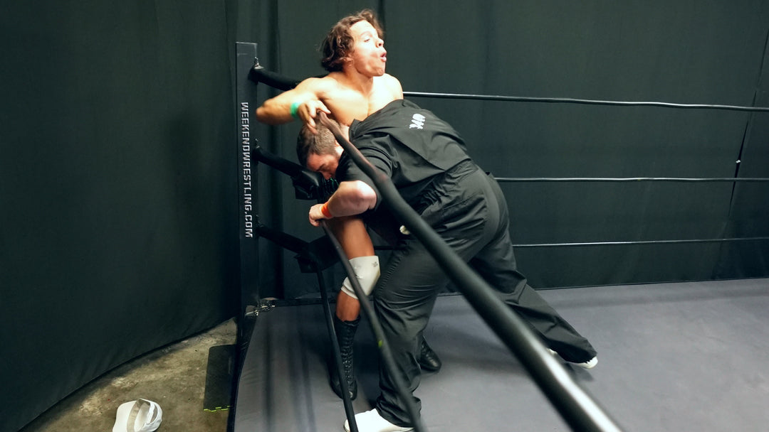 Mo Manson vs Danny Mercury