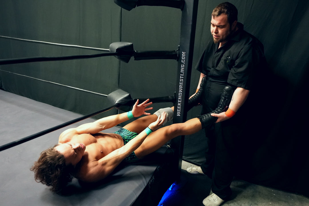 Mo Manson vs Danny Mercury