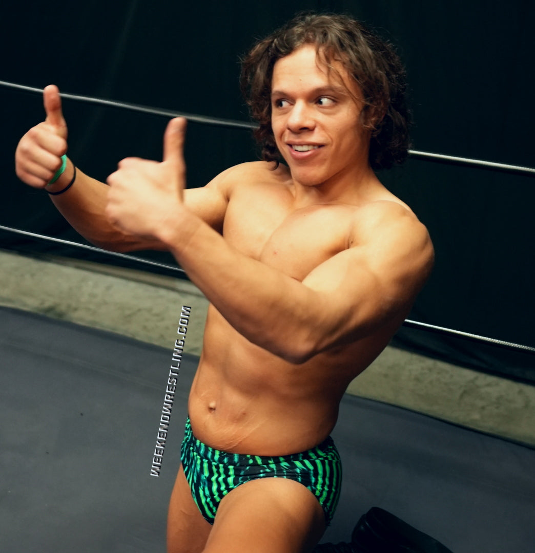 Mo Manson vs Danny Mercury