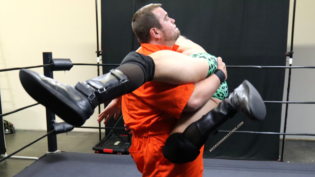 Mo Manson vs Wild Man Dick Clayton