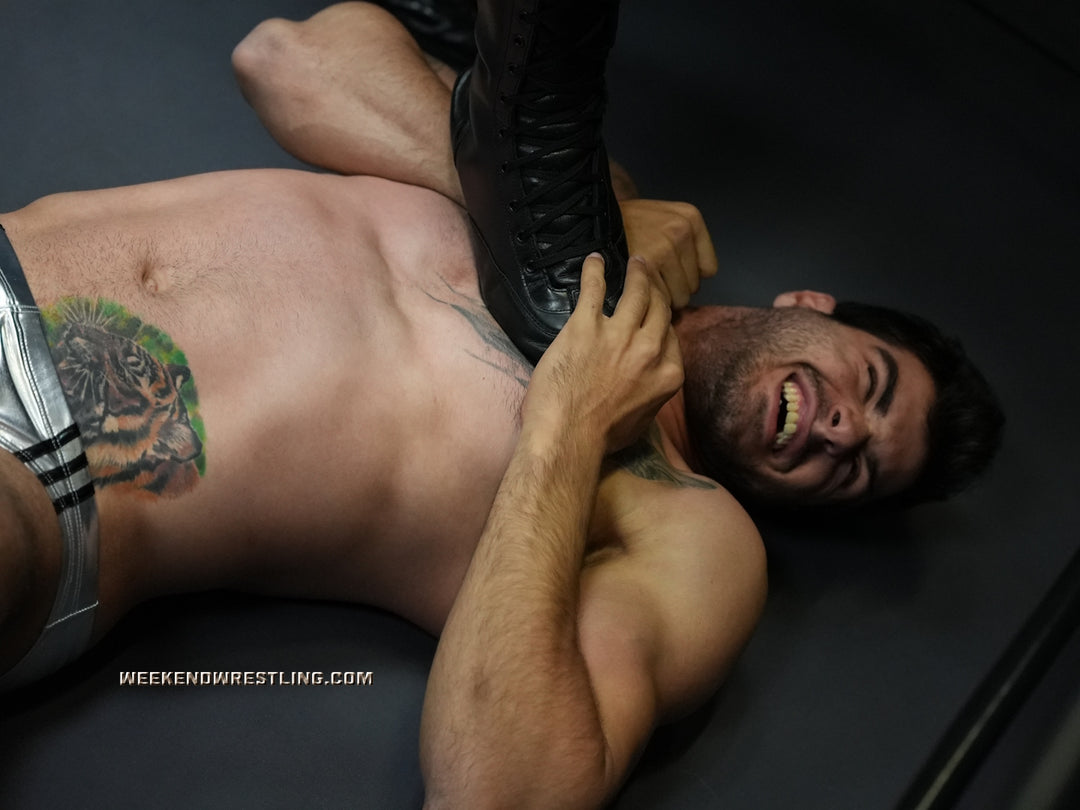 Shockwave (with Wild Man Dick Clayton) vs Brody Merritt