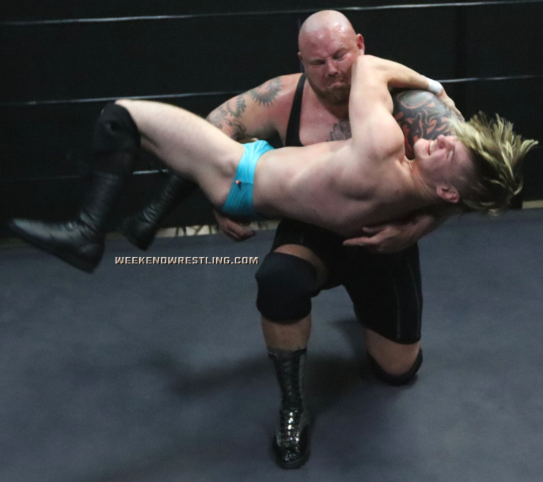 Shockwave vs Tristan Mounts