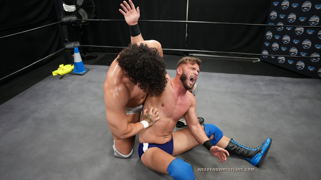 Stefan Stone vs Adam Astora