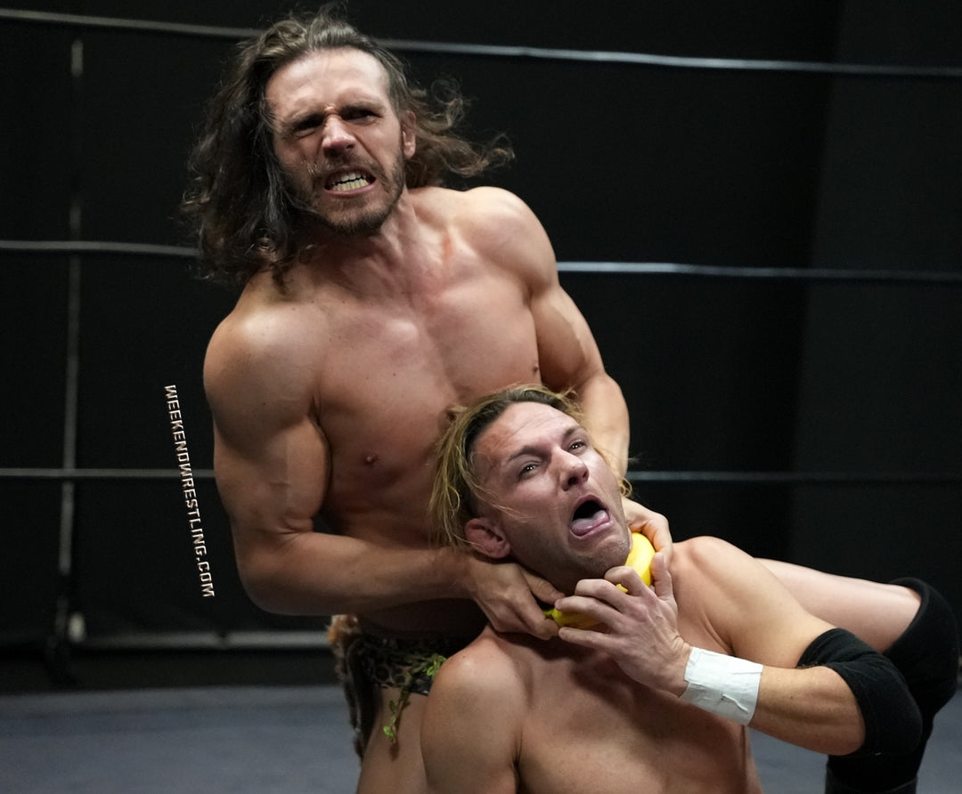 Wild Man Dick Clayton vs Riff Simmons