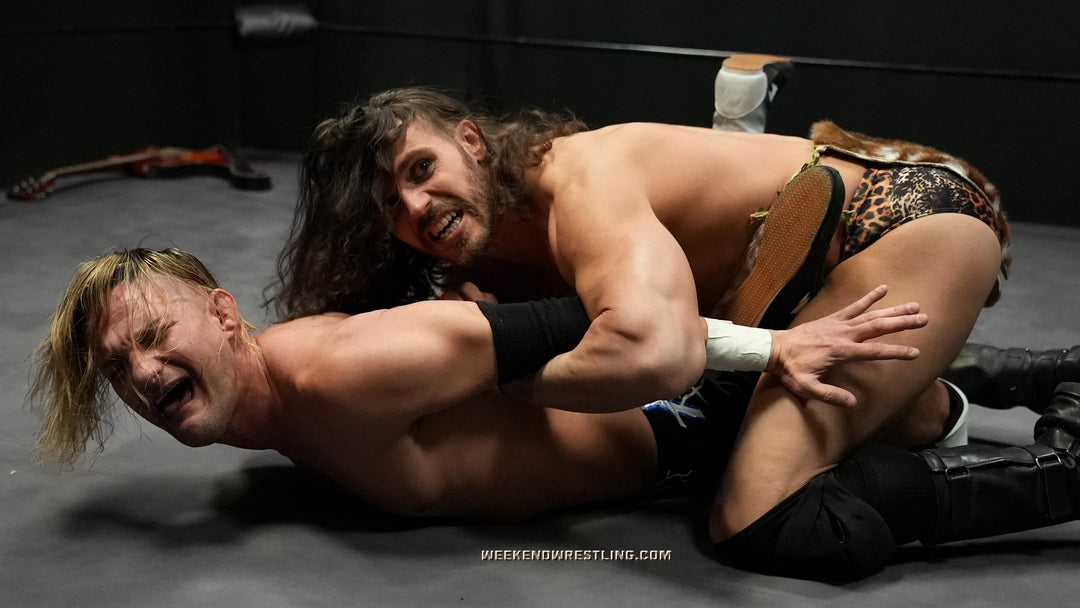 Wild Man Dick Clayton vs Riff Simmons