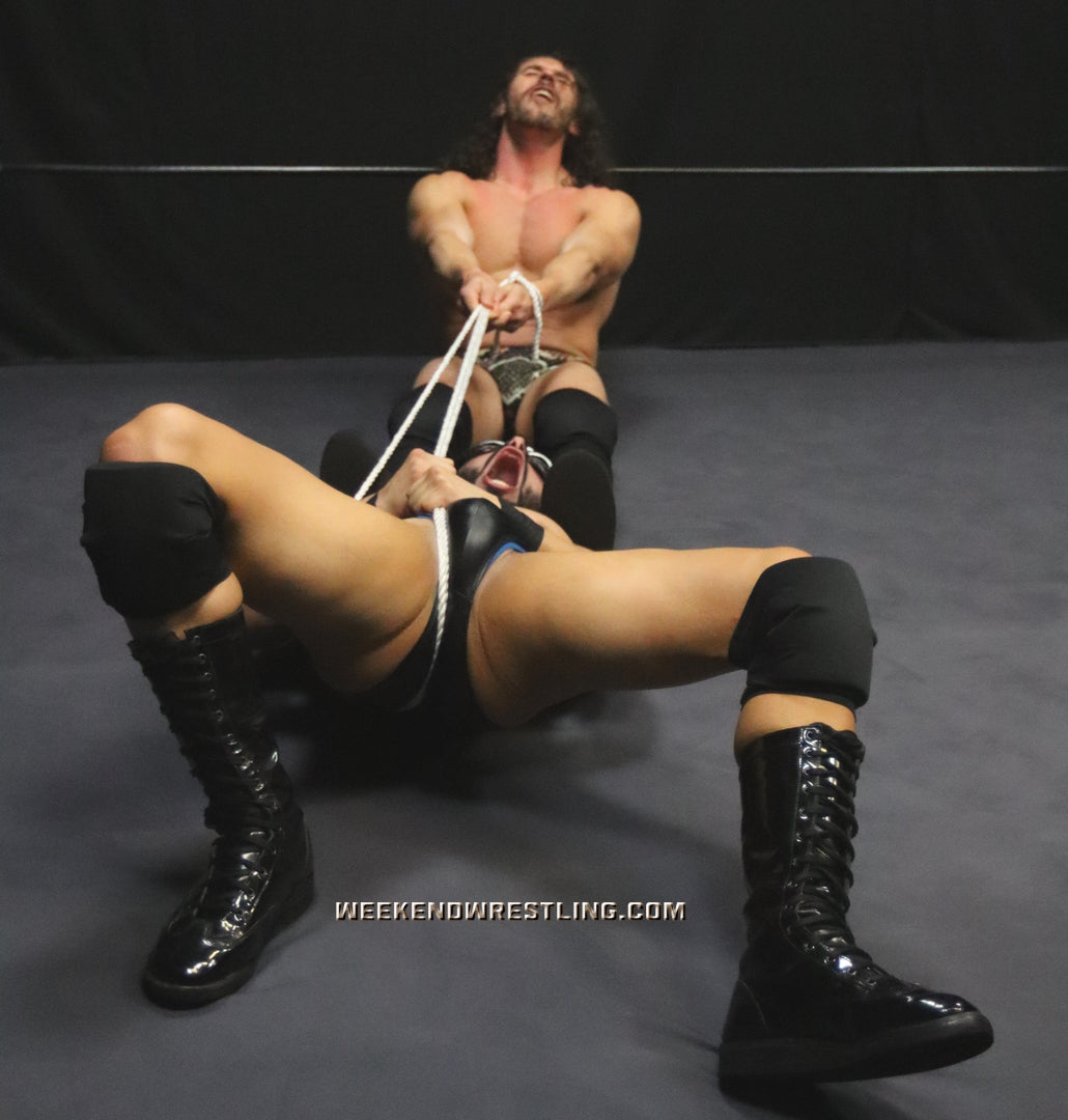 Wild Man Dick Clayton vs The Handsome Strangler