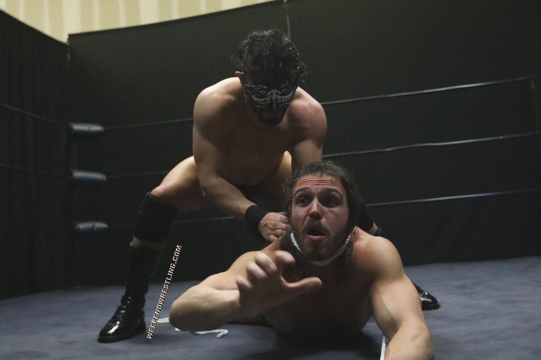 Wild Man Dick Clayton vs The Handsome Strangler