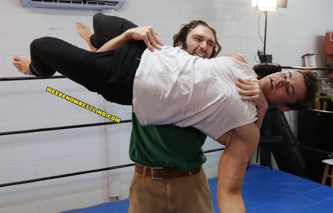 Custom - Zach Reno vs Travis Maverick